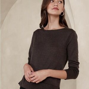 Banana Republic Factory Dark Brown 100% Merino Wool Boatneck Sweater Size M NWT